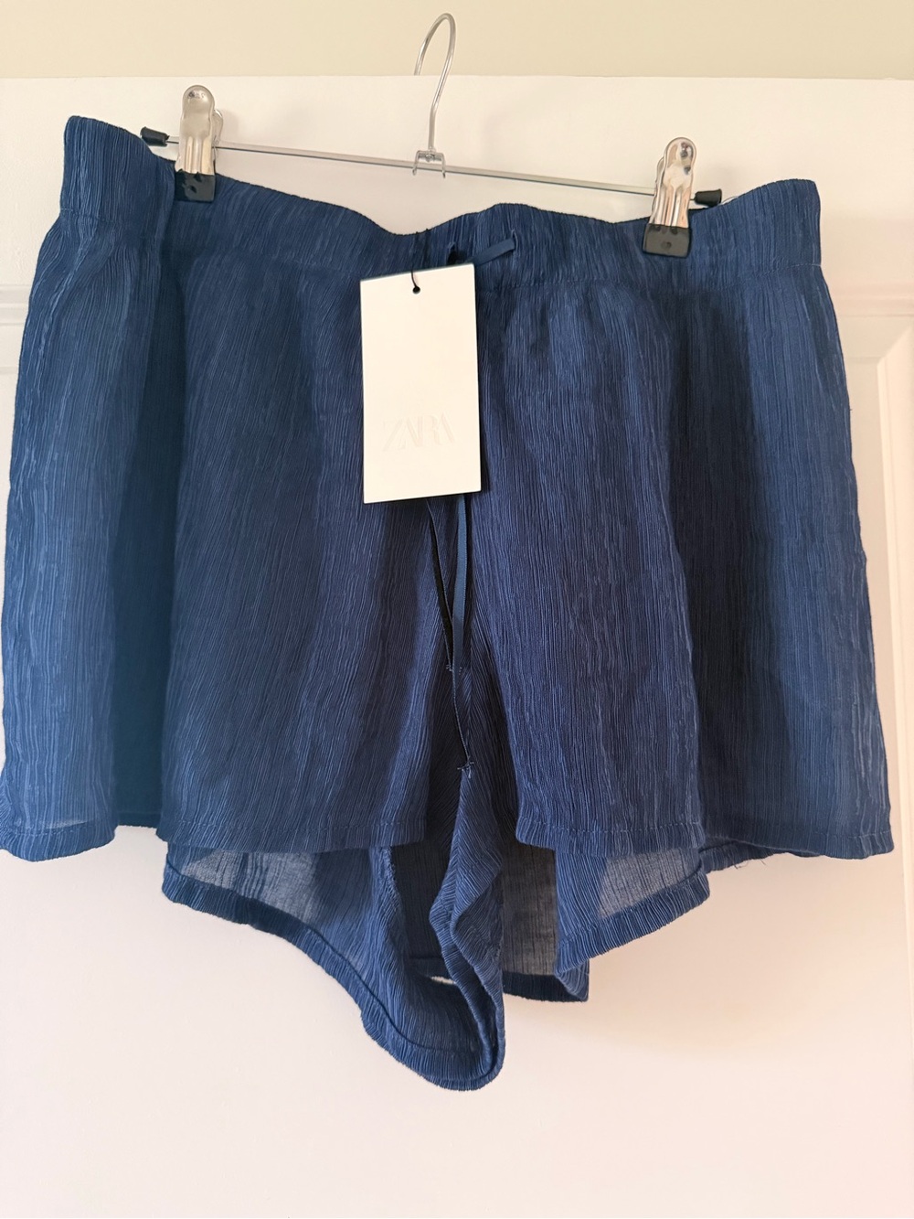 ZARA Navy Textured Lightweight Women's Shorts